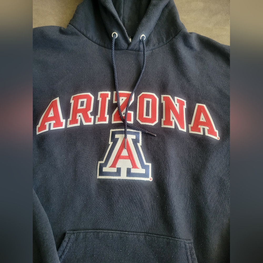 Champion Arizona Wildcats Adult Hoodie Blue Hooded Pullover Sweatshirt Sz Medium - Picture 2 of 5